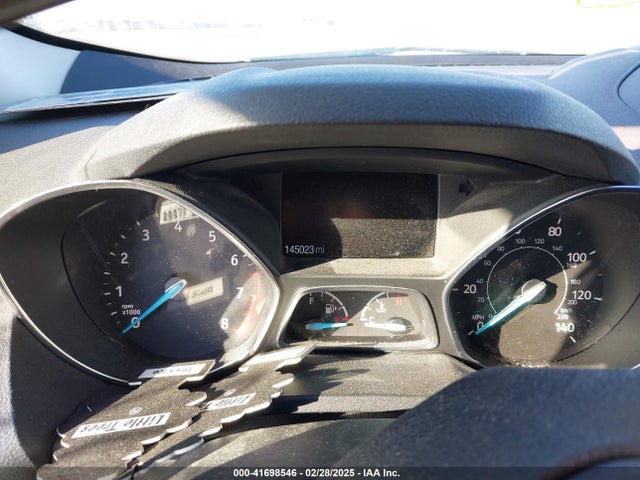 1FMCU9G97HUA71237 Ford ESCAPE SE