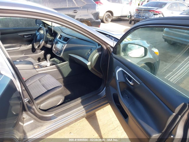1N4AL3AP6HC220655 Nissan Altima 2.5 Sv
