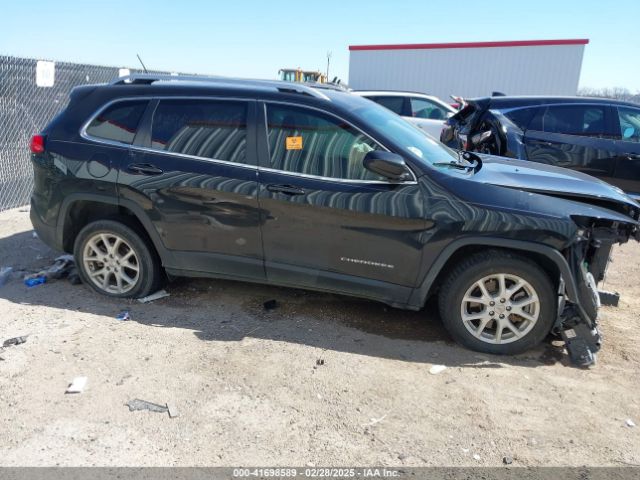 1C4PJLCBXFW782534 Jeep Cherokee Latitude