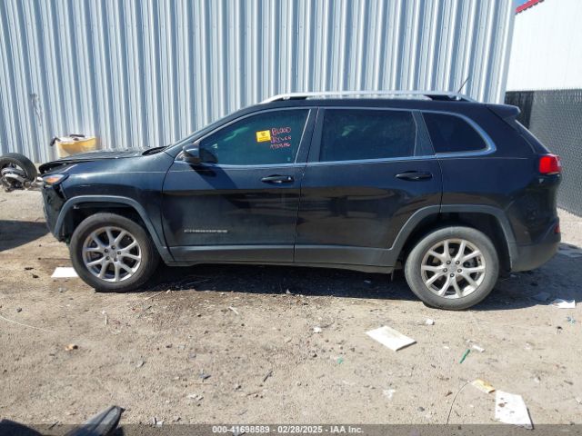 1C4PJLCBXFW782534 Jeep Cherokee Latitude