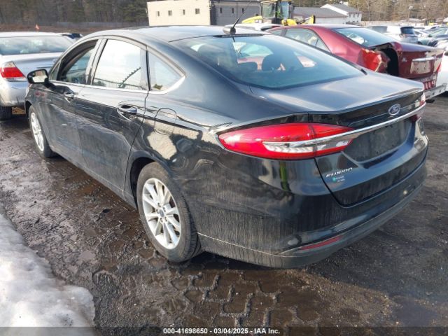 3FA6P0H75HR111619 Ford FUSION SE