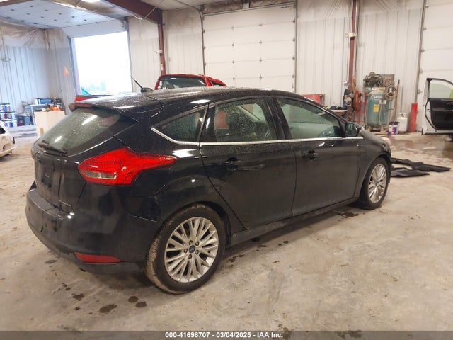 1FADP3N25HL222297 Ford Focus Titanium