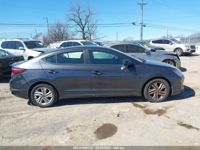 5NPD84LF5LH555745 Hyundai ELANTRA SEL