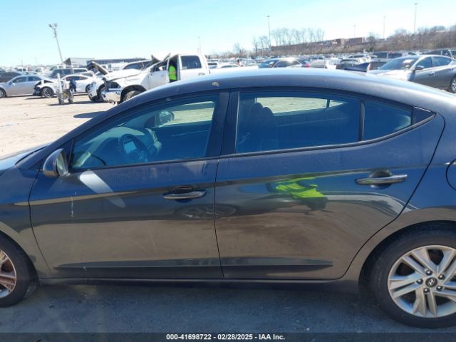 5NPD84LF5LH555745 Hyundai ELANTRA SEL