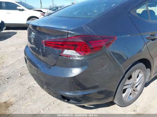 5NPD84LF5LH555745 Hyundai ELANTRA SEL