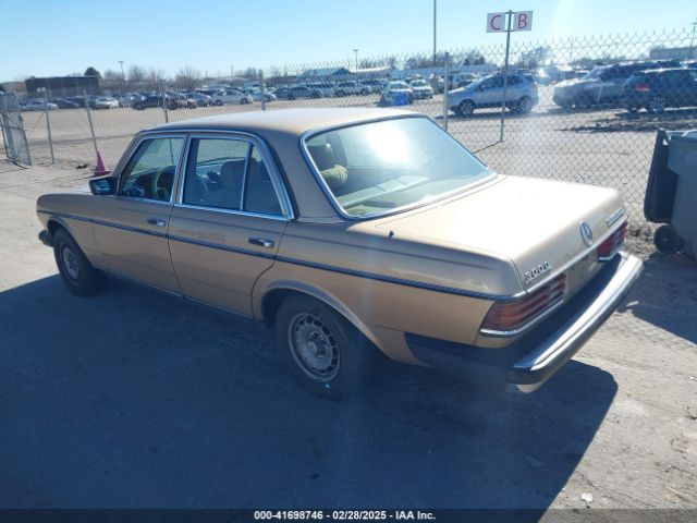 1985 MERCEDES-BENZ 300 WDBAB33C5FA218782 Photo 2