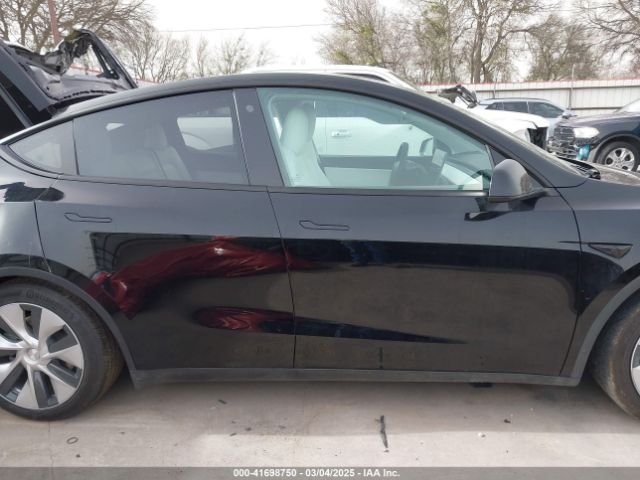 7SAYGAEE5NF428327 Tesla Model Y Long Range Dual Motor All-wheel Drive