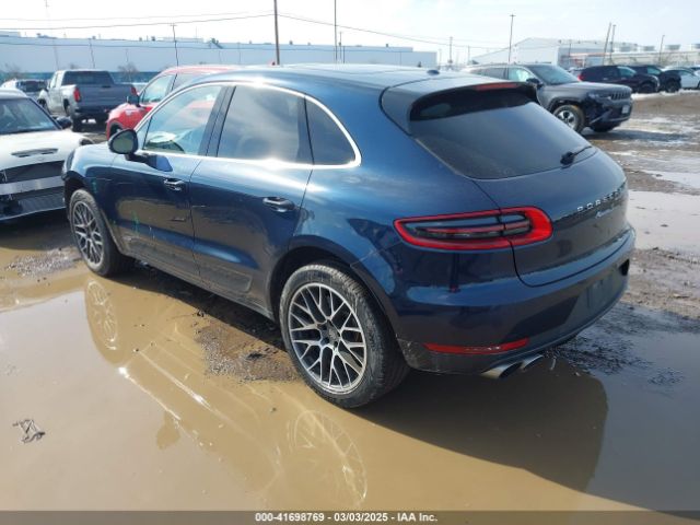 2017 PORSCHE MACAN WP1AB2A55HLB10233 Photo 2