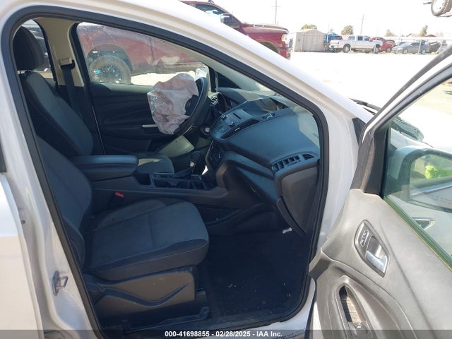 1FMCU0G92HUA49948 Ford ESCAPE SE