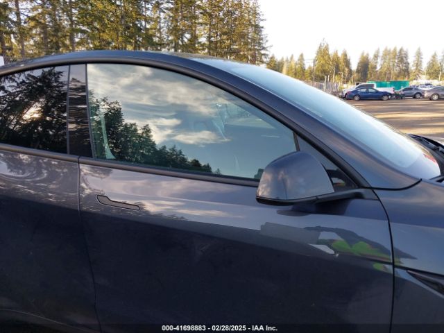7SAYGDEE1RF120899 Tesla Model Y Long Range Dual Motor All-wheel Drive