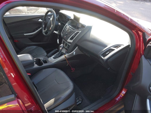 1FADP3F26EL251267 Ford FOCUS SE
