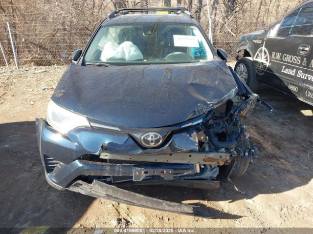 2T3ZFREVXJW501361 Toyota RAV4 LE