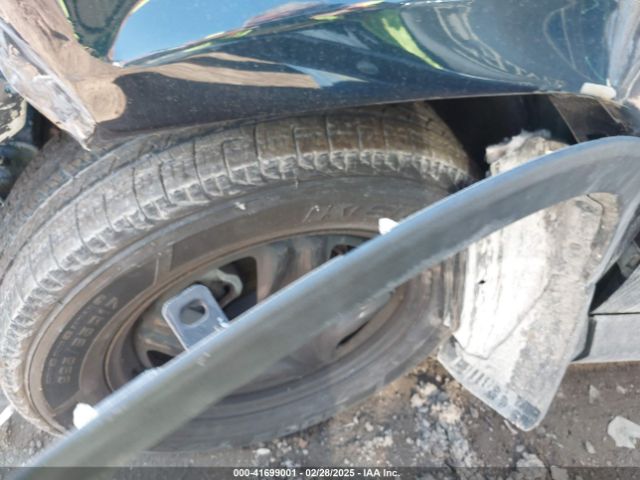 2T3ZFREVXJW501361 Toyota RAV4 LE