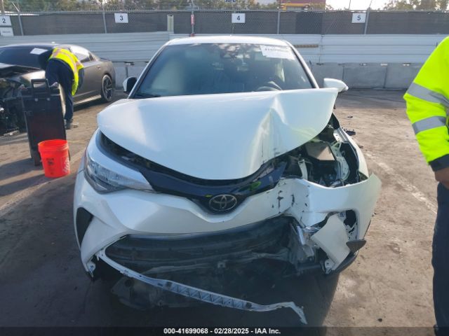NMTKHMBX2MR133590 Toyota C-HR XLE