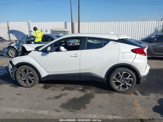 NMTKHMBX2MR133590 Toyota C-HR XLE