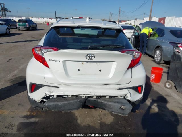 NMTKHMBX2MR133590 Toyota C-HR XLE