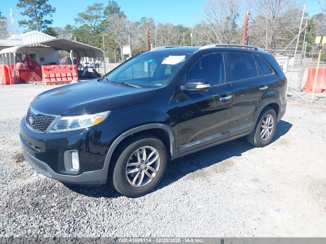 KIA SORENTO LX 2015 5XYKT3A65FG551712 Image 2