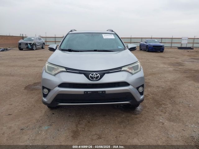 2T3WFREV4GW270548 Toyota Rav4 Xle