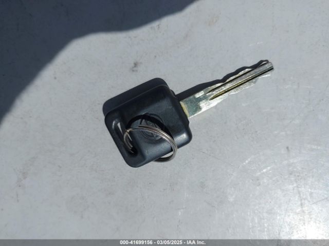 3N6CM0KN3FK735497 Nissan Nv200 S