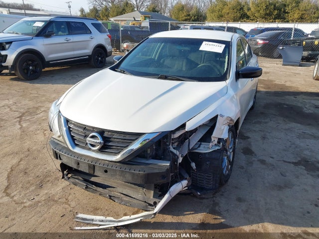 1N4AL3AP2HC161488 Nissan Altima 2.5 S