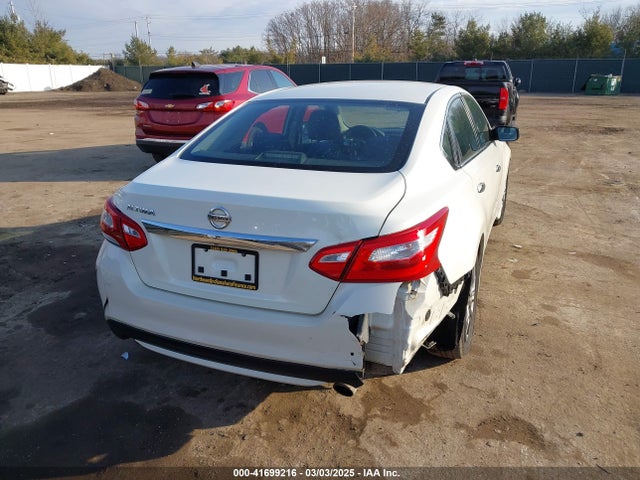 1N4AL3AP2HC161488 Nissan Altima 2.5 S