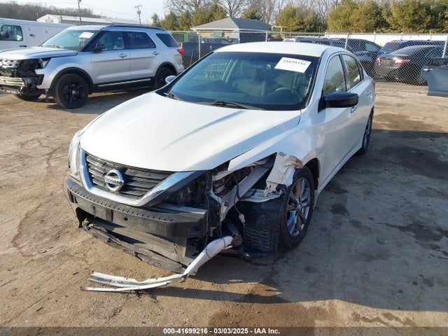 1N4AL3AP2HC161488 Nissan Altima 2.5 S