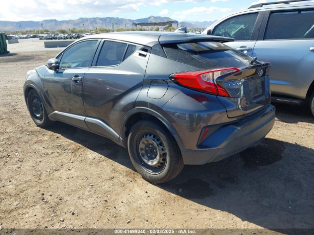 JTNKHMBX9K1049421 Toyota C-HR LE