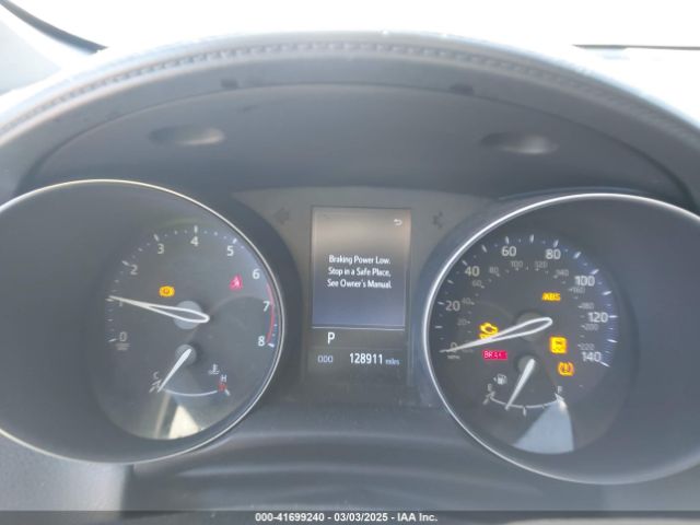 JTNKHMBX9K1049421 Toyota C-HR LE