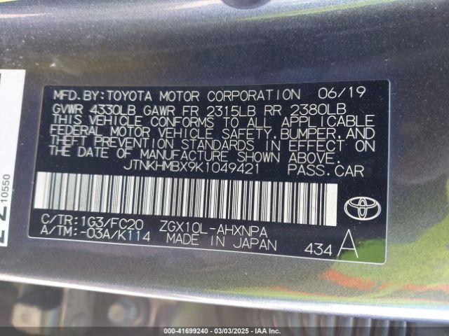 JTNKHMBX9K1049421 Toyota C-HR LE