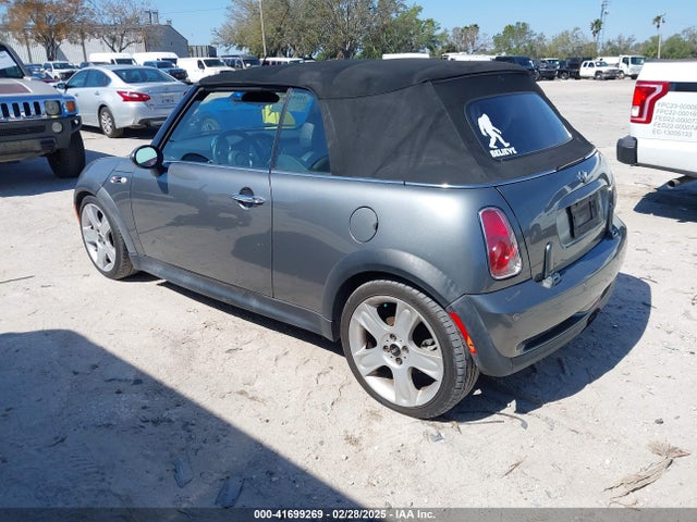 2007 MINI COOPER S WMWRH33537TL95029 Photo 2
