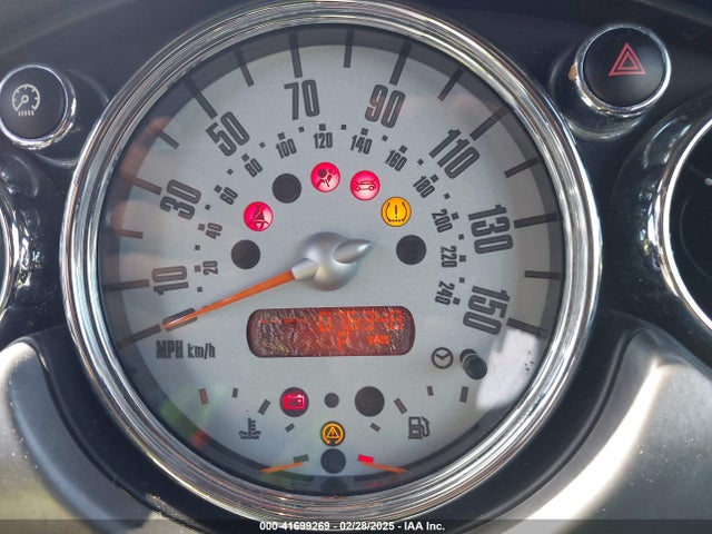 2007 MINI COOPER S WMWRH33537TL95029 Photo 6