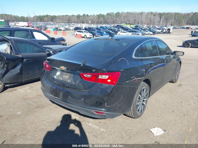1G1ZD5ST1JF283984 Chevrolet MALIBU LT