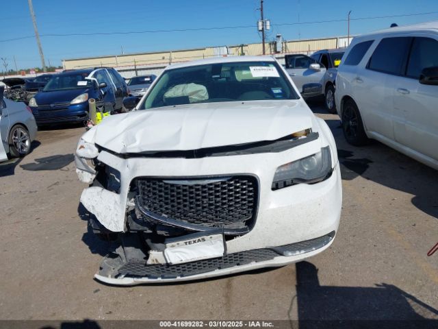 2C3CCAAG6KH755663 Chrysler 300 Touring