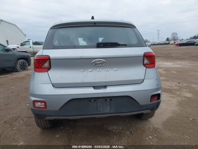KMHRC8A38MU106552 Hyundai Venue Sel
