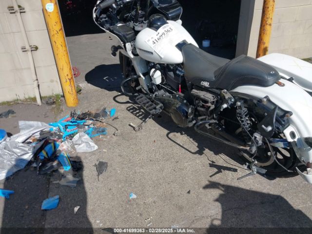 2018 HARLEY-DAVIDSON FLTRXS 1HD1KTC14JB642004 Photo 3