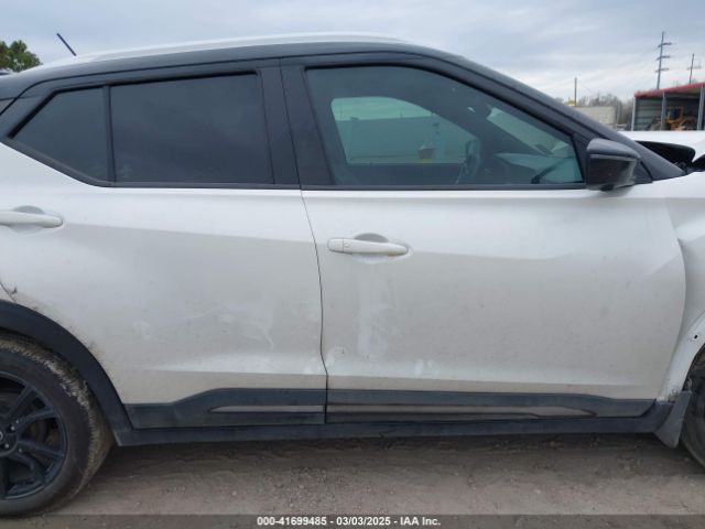 3N1CP5DV9LL494266 Nissan Kicks Sr Xtronic Cvt