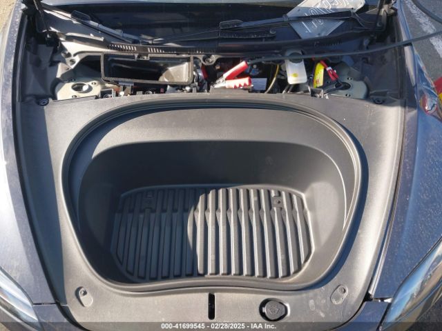 2025 TESLA MODEL 3 5YJ3E1EBXSF913691 Photo 9