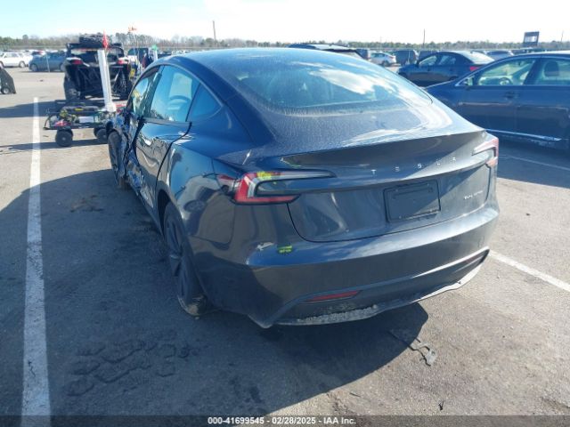2025 TESLA MODEL 3 5YJ3E1EBXSF913691 Photo 2