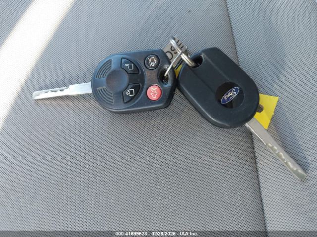 1FMCU0GX5GUB43786 Ford ESCAPE SE