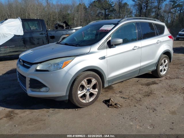 1FMCU0GX5GUB43786 Ford ESCAPE SE