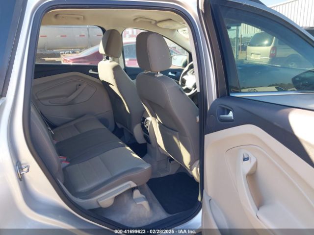 1FMCU0GX5GUB43786 Ford ESCAPE SE