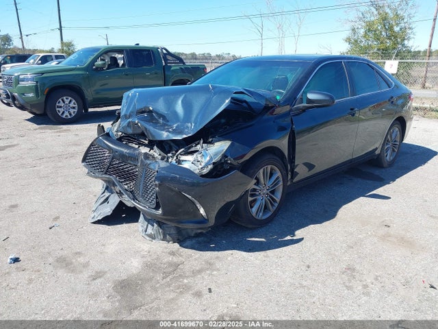 4T1BF1FK3HU288649 Toyota CAMRY SE