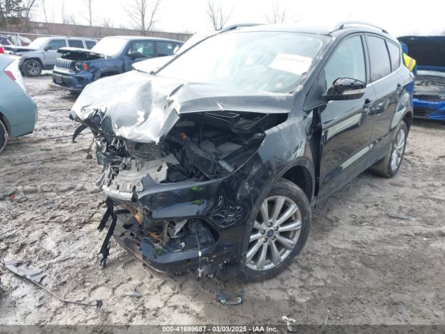 1FMCU0J90JUD17085 Ford Escape Titanium