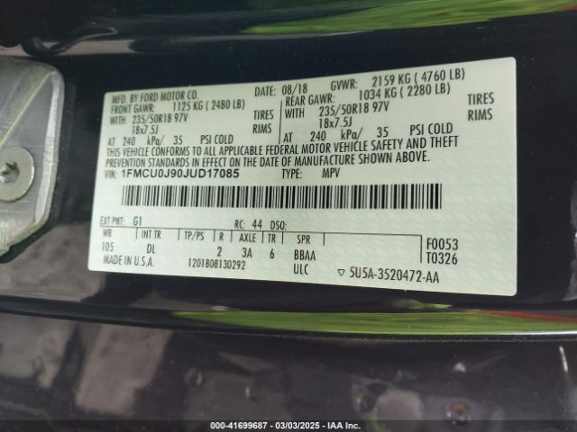 1FMCU0J90JUD17085 Ford Escape Titanium