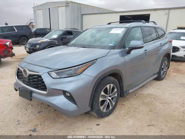 5TDGZRAH0NS104926 Toyota Highlander Xle