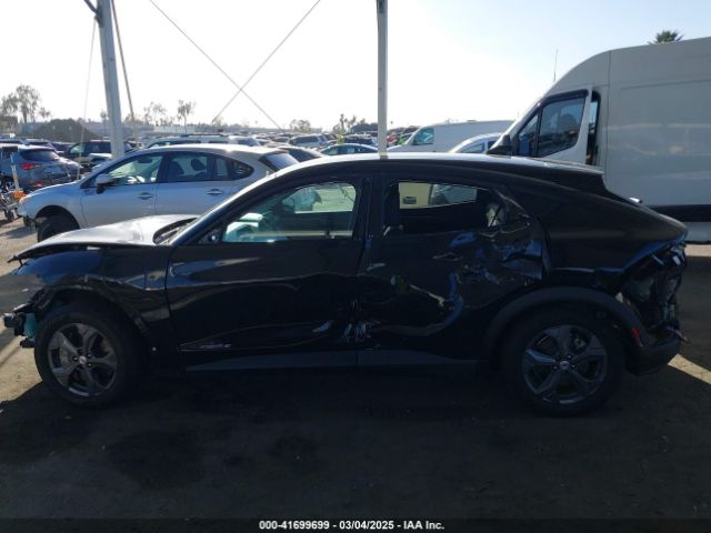 3FMTK1R46RMA20472 Ford Mustang Mach-e Select