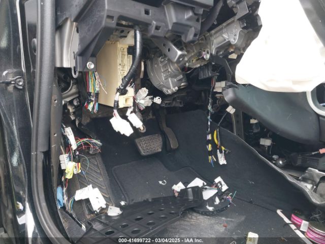 4T1BF1FK9HU361782 Toyota CAMRY SE