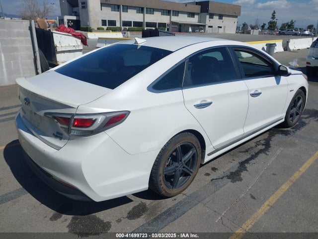 KMHE14L21GA026470 Hyundai SONATA PLUG-IN HYBRID