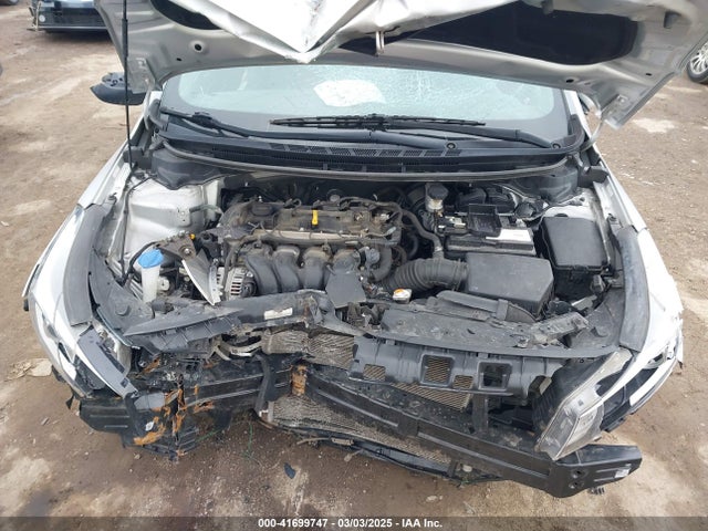 KIA FORTE LX 2017 3KPFL4A79HE021971 Image 10