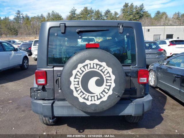 1C4AJWAG4HL722176 Jeep Wrangler Sport 4x4